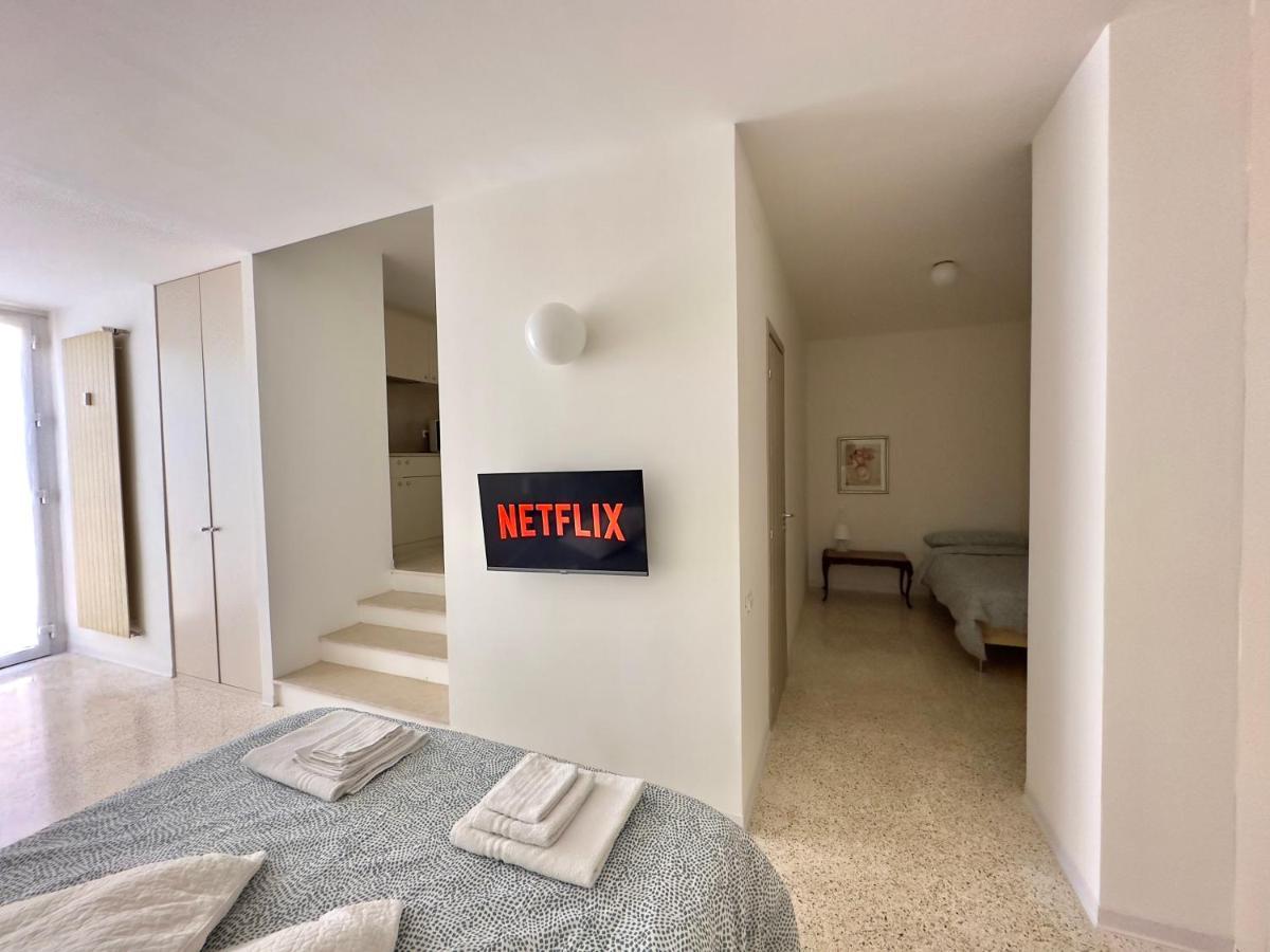 Minimal Apartment Navigli 米兰 外观 照片